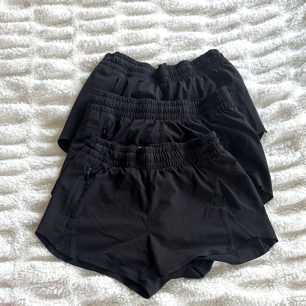 Athleta girl heart the hustle 2.5 inch shorts